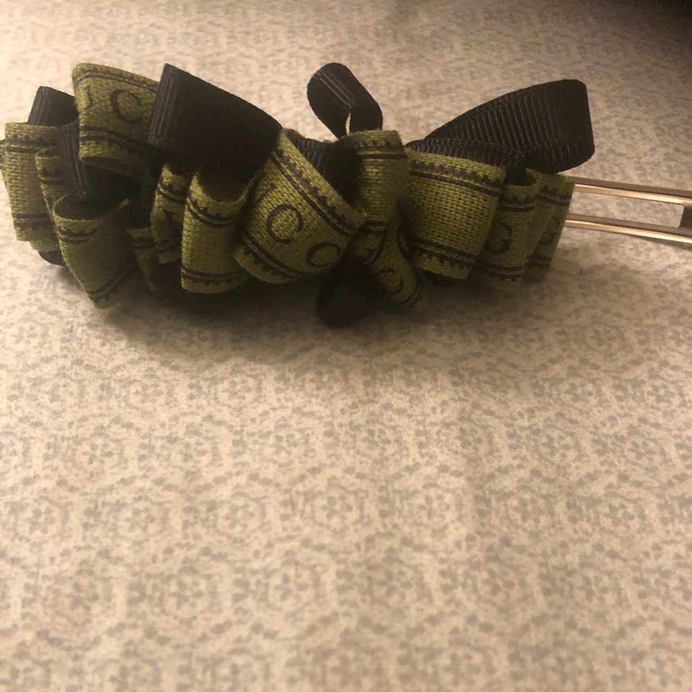 Authentic Gucci Ribbon Hair clip.  3” French barrette - Picture 3 of 4